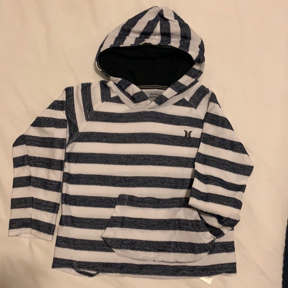 Hurley sz 7 hoodie with front pocket